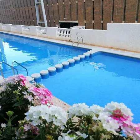 Apartamento Con Terraza Y Vistas Al Mar. Urb Monte Y Mar Apartamento